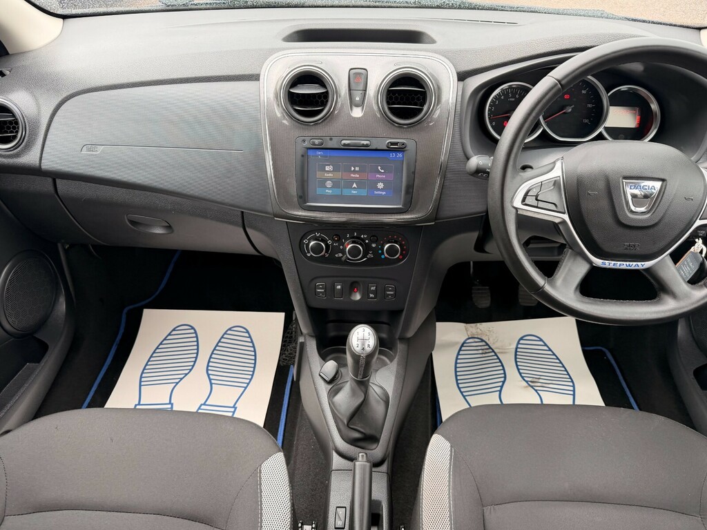 Dacia Sandero Stepway 1.5 Dci Laureate AP17KTT Blue #3
