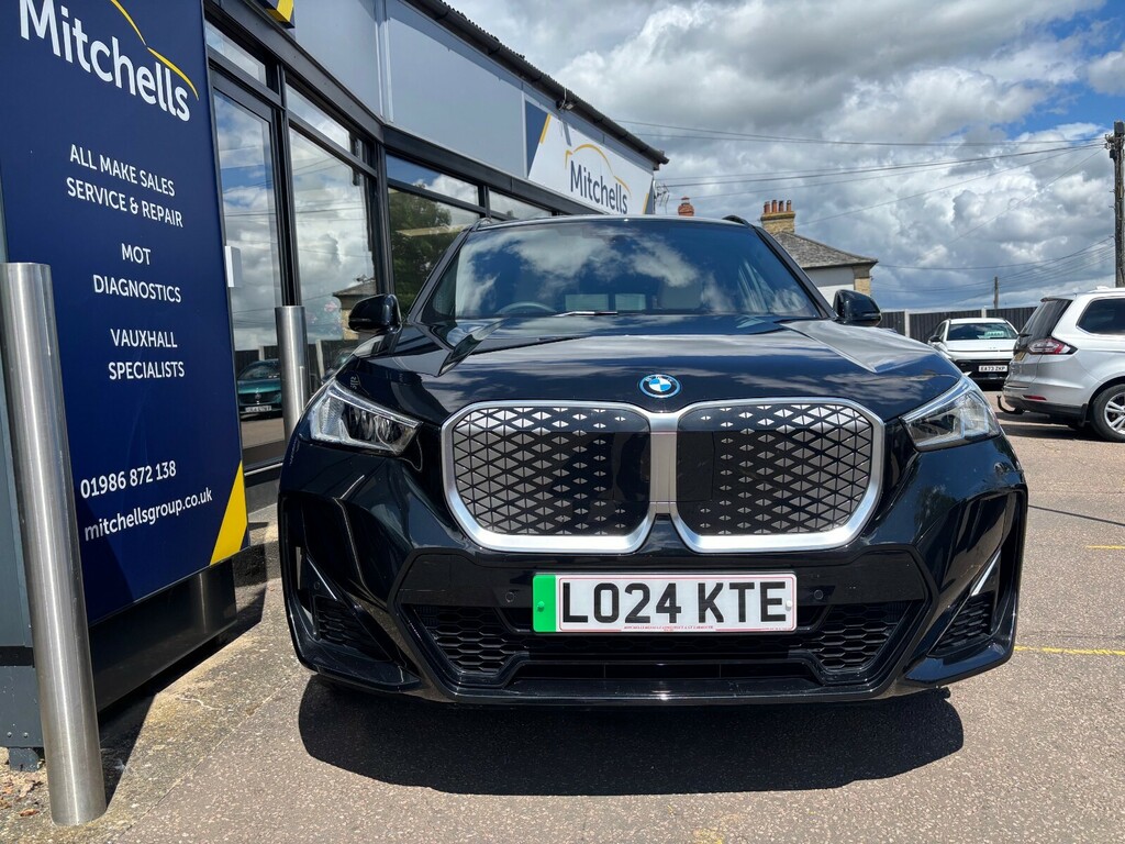 BMW iX1 150Kw Edrive20 M Sport 65Kwh LO24KTE Black #2