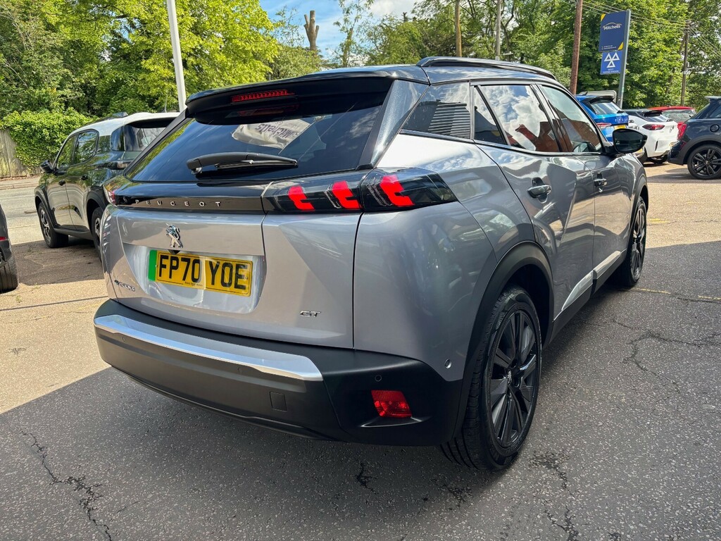 Peugeot e-2008 100Kw Gt 50Kwh Grey #4