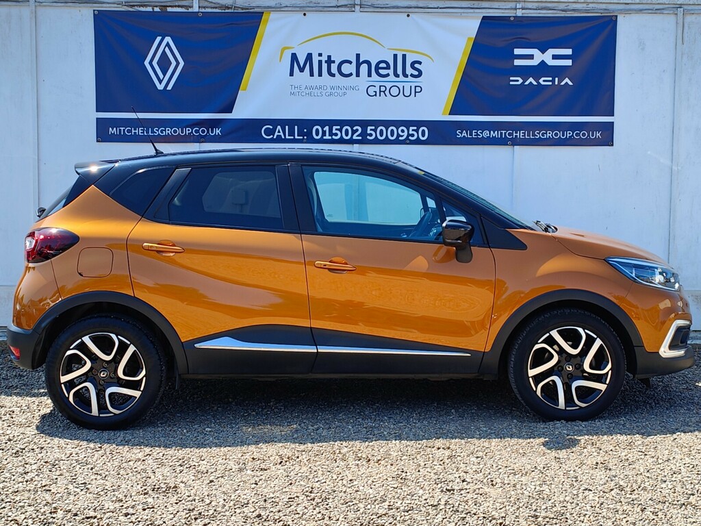 Renault Captur 1.3 Tce 150 Iconic Edc Black #2