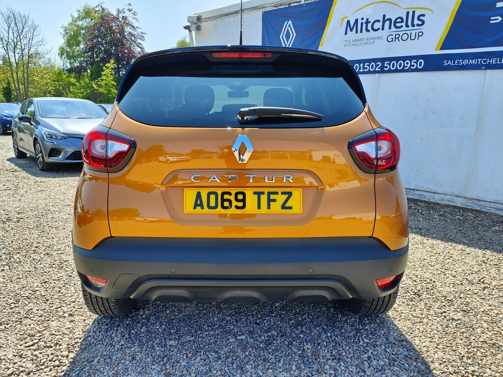 Renault Captur 1.3 Tce 150 Iconic Edc Black #5