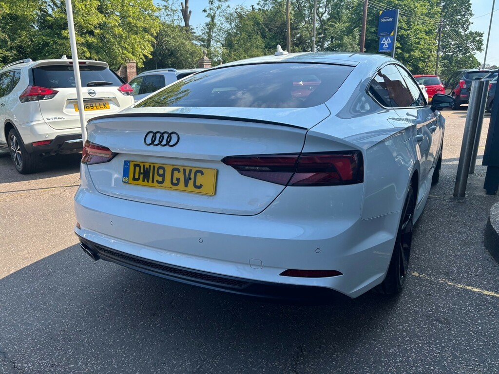 Audi A5 40 Tdi Black Edition S Tronic DW19GVC White #4