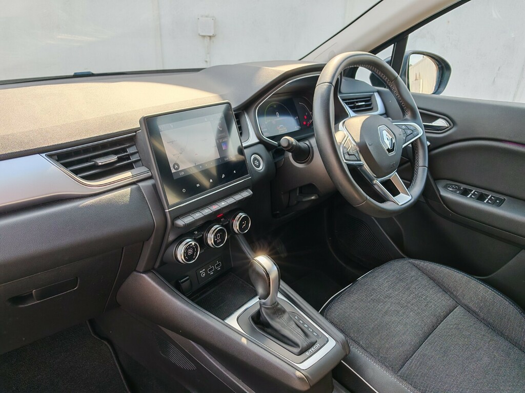 Renault Captur 1.6 E-tech Hybrid 145 Se Edition Black #3