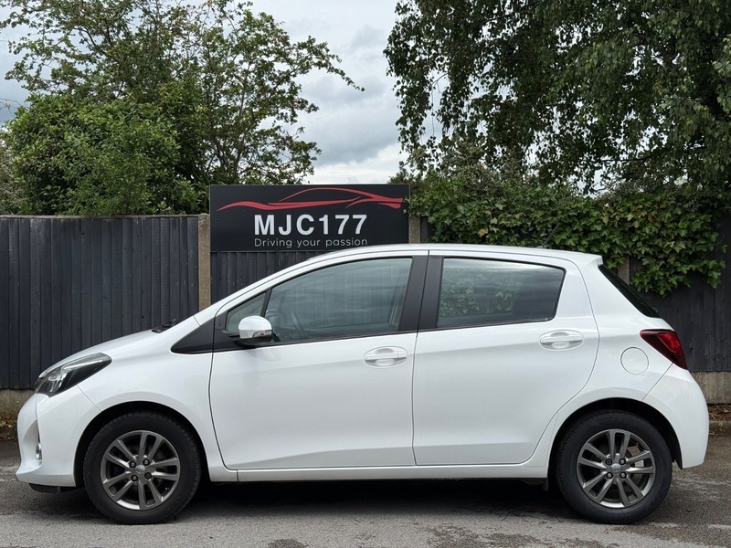 Toyota Yaris 1.33 Dual Vvt-i Icon DY64ZZR White #4