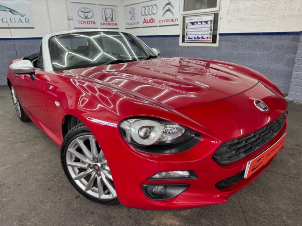 Fiat 124 Spider 1.4 Multiair Lusso Euro 6 Red