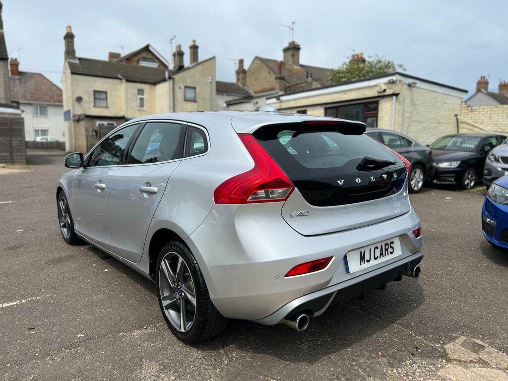 Volvo V40 2.0 D2 R-design Nav Euro 6 S S KS15UHB Silver #6