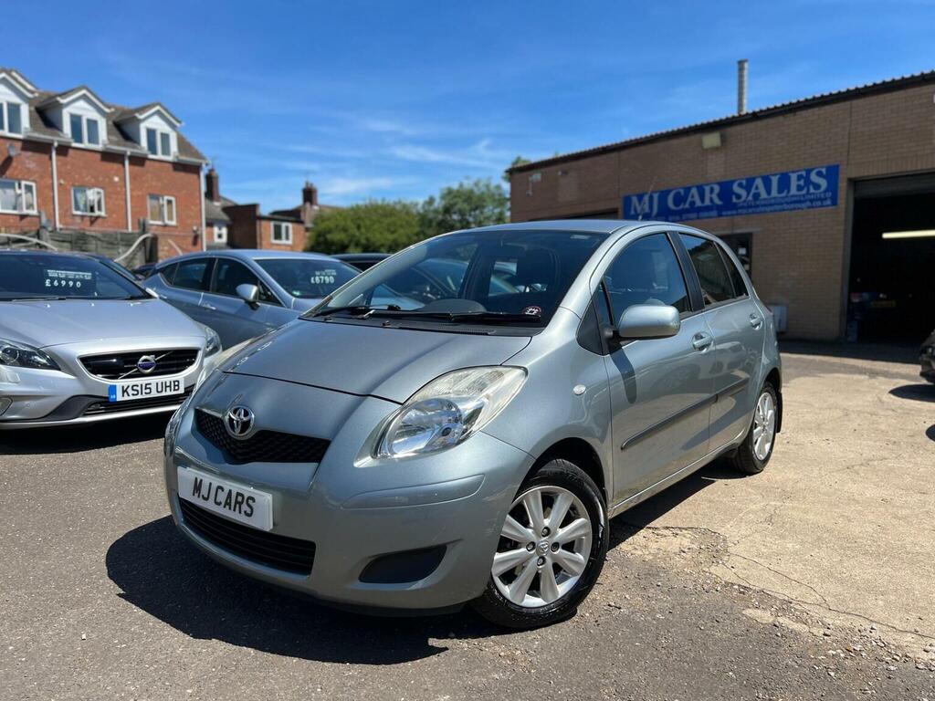 Toyota Yaris Hatchback  #2