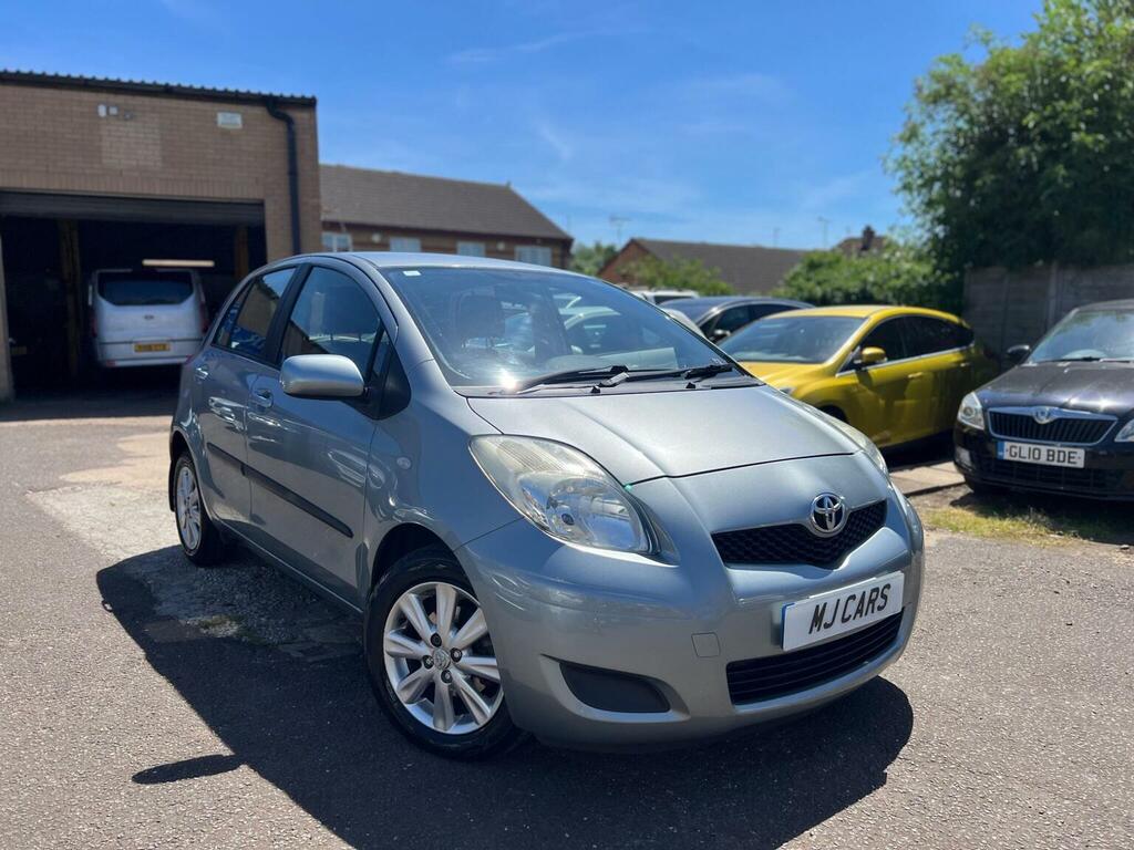 Toyota Yaris Hatchback  #1