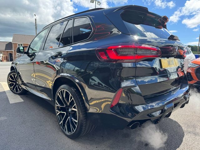 BMW X5 M 2022 4.4I V8 Competition Suv Xdriv PR72PTY Black #2