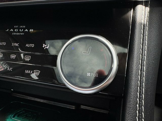 Jaguar F-Pace R-dynamic Hse Black Black #56