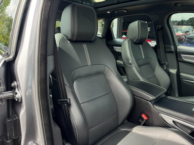 Jaguar F-Pace R-dynamic Hse Black Black #44
