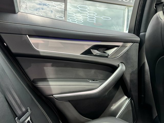 Jaguar F-Pace R-dynamic Hse Black Black #38