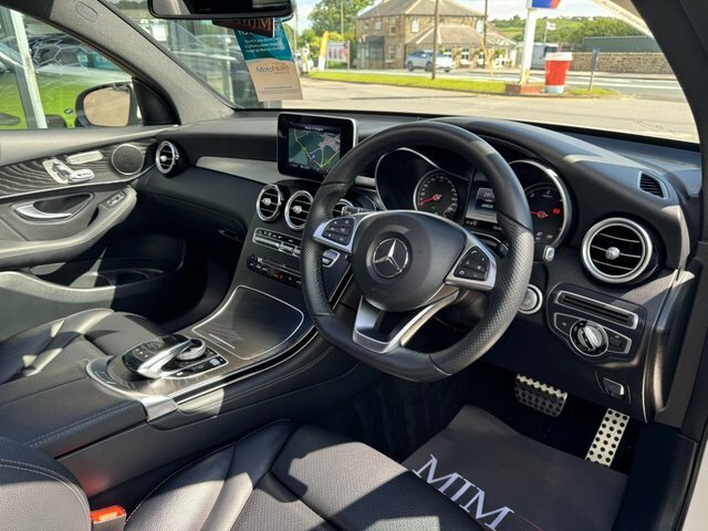 Mercedes-Benz GLC Class 2016 2.1 Glc220d Amg Line Premium Coupe Dies White #4