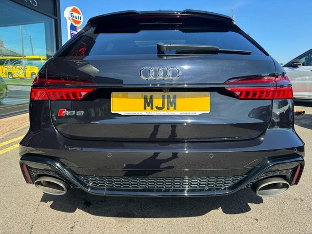 Audi RS6 Avant Estate Black #7