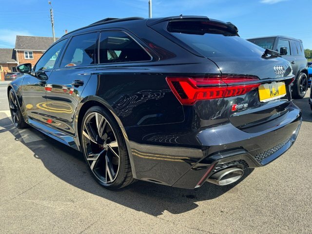 Audi RS6 Avant Estate Black #25