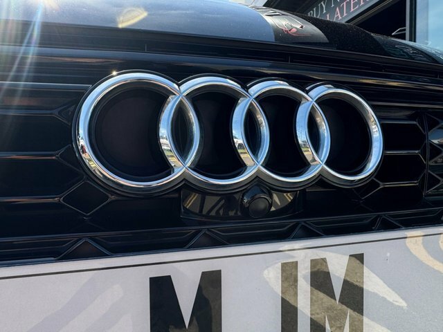 Audi RS6 Avant Estate Black #15