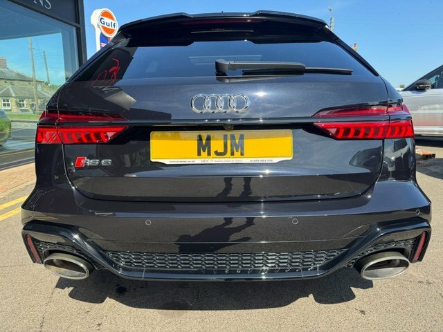 Audi RS6 Avant Estate Black #22
