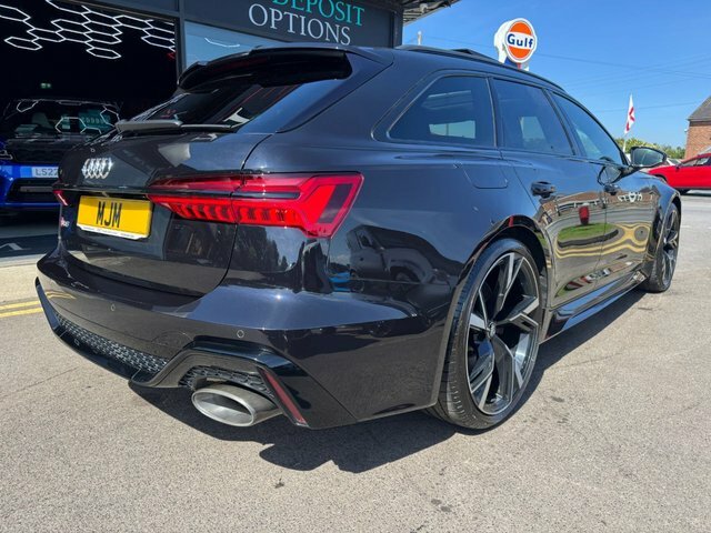 Audi RS6 Avant Estate Black #20