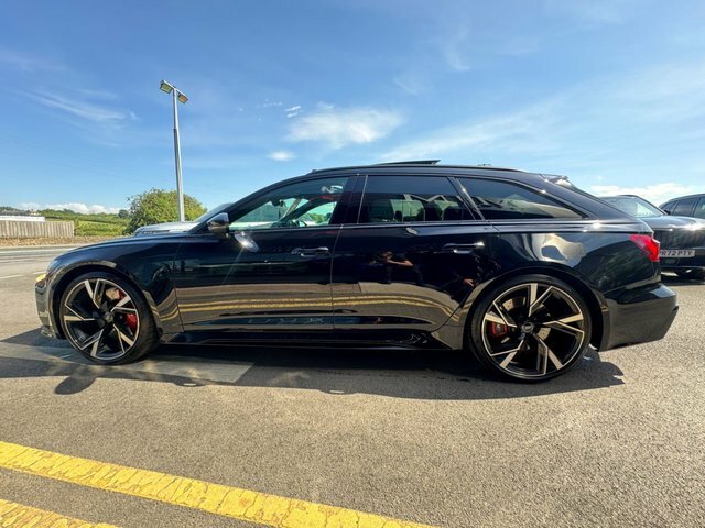 Audi RS6 Avant Estate Black #10