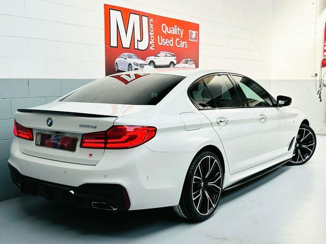 BMW 5 Series 520D M Sport White #4