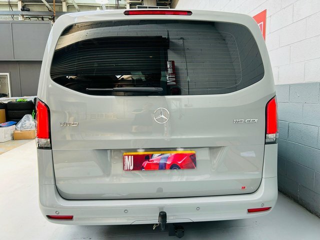 Mercedes-Benz Vito 116Cdi Select Van 9G-tronic Grey #16