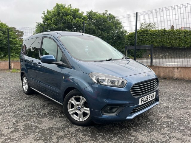 Ford Tourneo Courier 1.5 Tdci Zetec Mpv Euro 6 100 P Blue