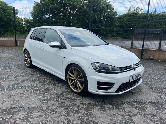 Volkswagen Golf 2.0 Tsi Bluemotion Tech R Hatchback Dsg ML16DYJ White #2