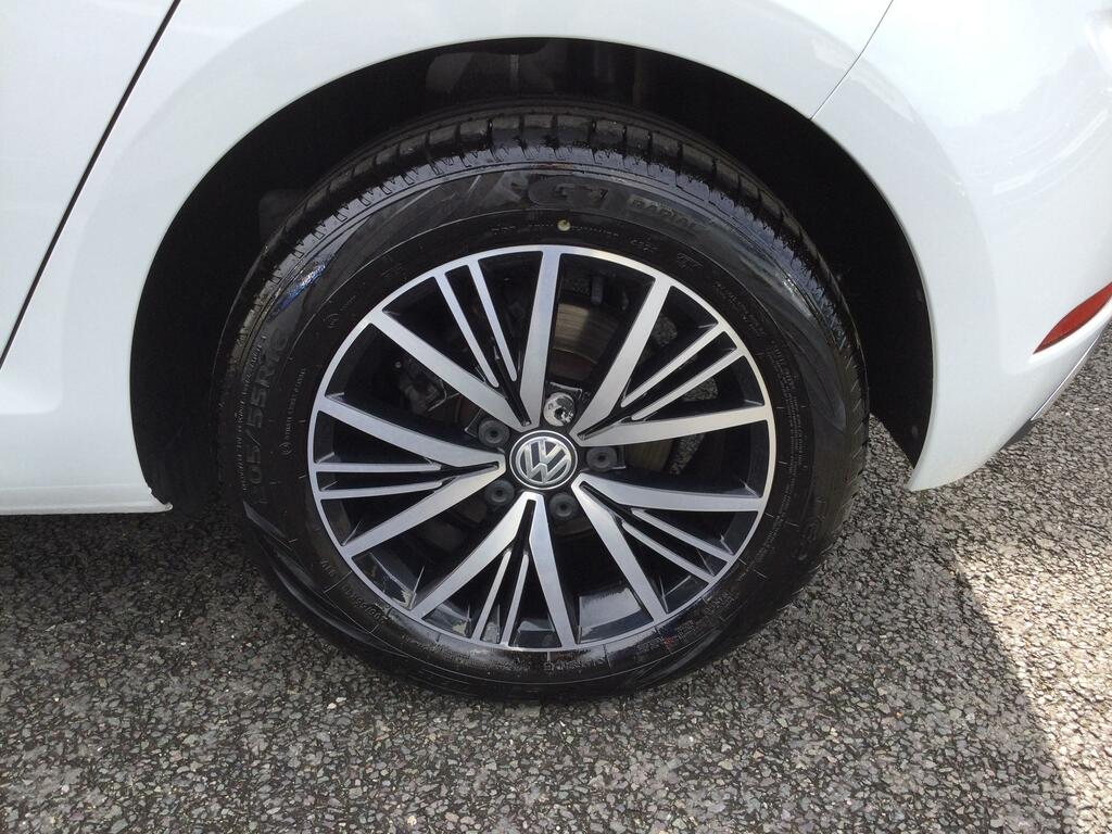Volkswagen Golf 1.0 Tsi Se Nav Hatchback Euro 6 White #5