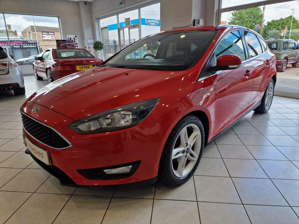 Ford Focus Hatchback 1.5 Tdci Zetec Euro 6 Ss 201565 NV65SYZ Red #3