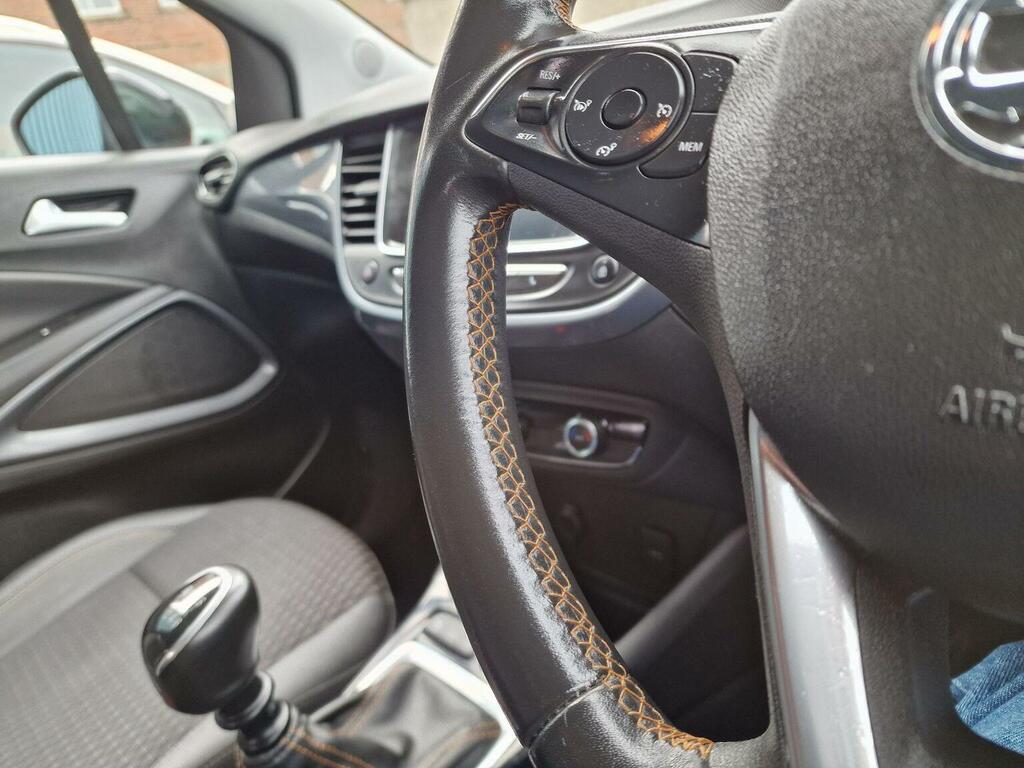 Vauxhall Crossland X X Elite Nav Red #9