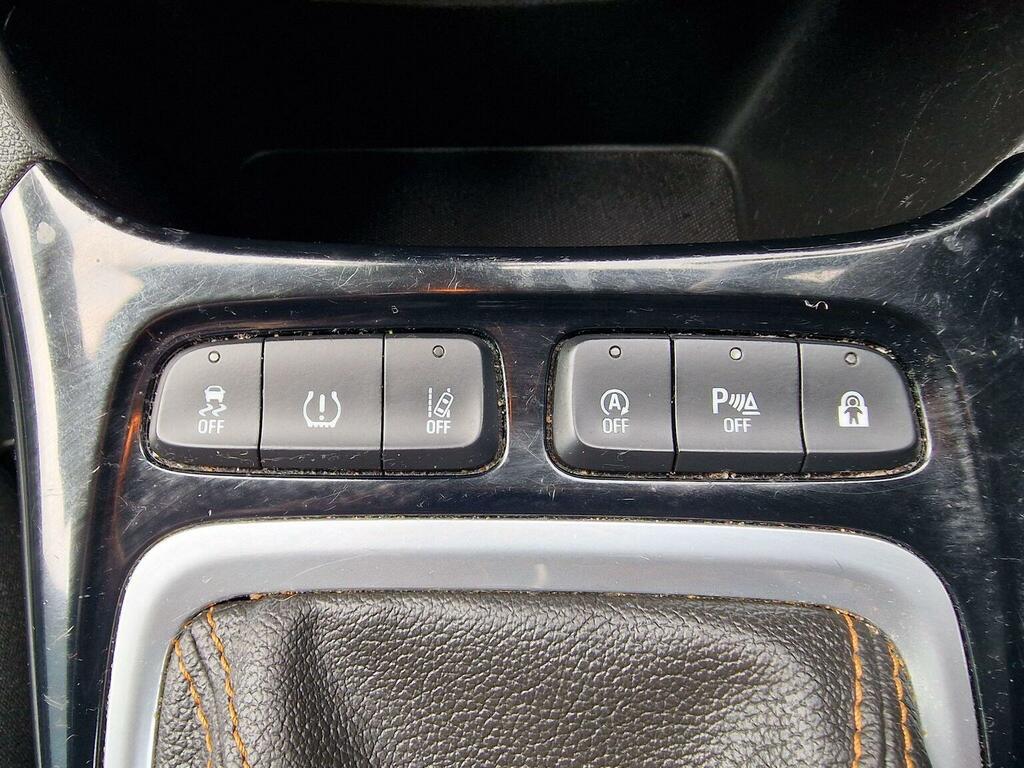 Vauxhall Crossland X X Elite Nav Red #24