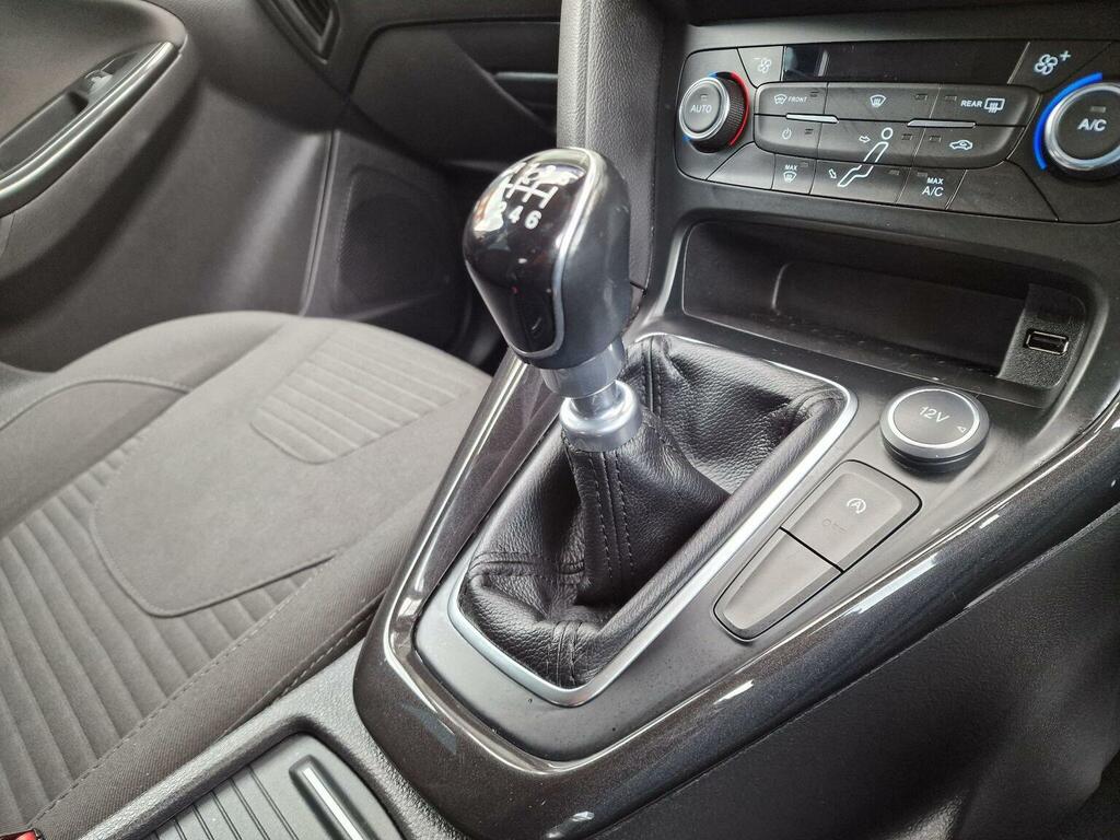 Ford Focus 1.0 Ecoboost 125 Zetec Edition Silver #16