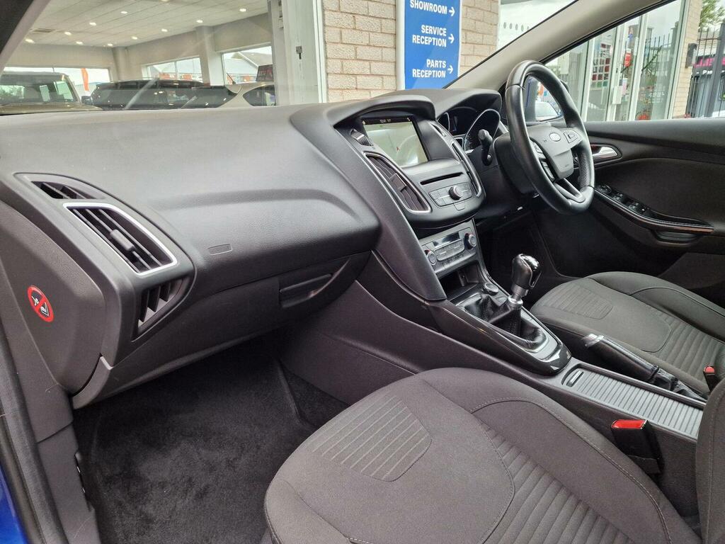 Ford Focus 1.0 Ecoboost 125 Zetec Edition Silver #11