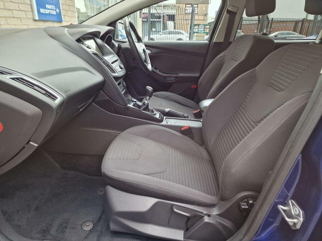Ford Focus 1.0 Ecoboost 125 Zetec Edition Silver #47