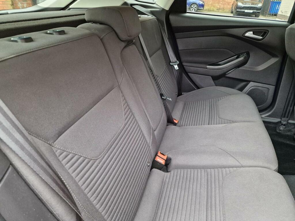 Ford Focus 1.0 Ecoboost 125 Zetec Edition Silver #25