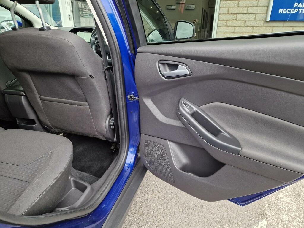 Ford Focus 1.0 Ecoboost 125 Zetec Edition Silver #33