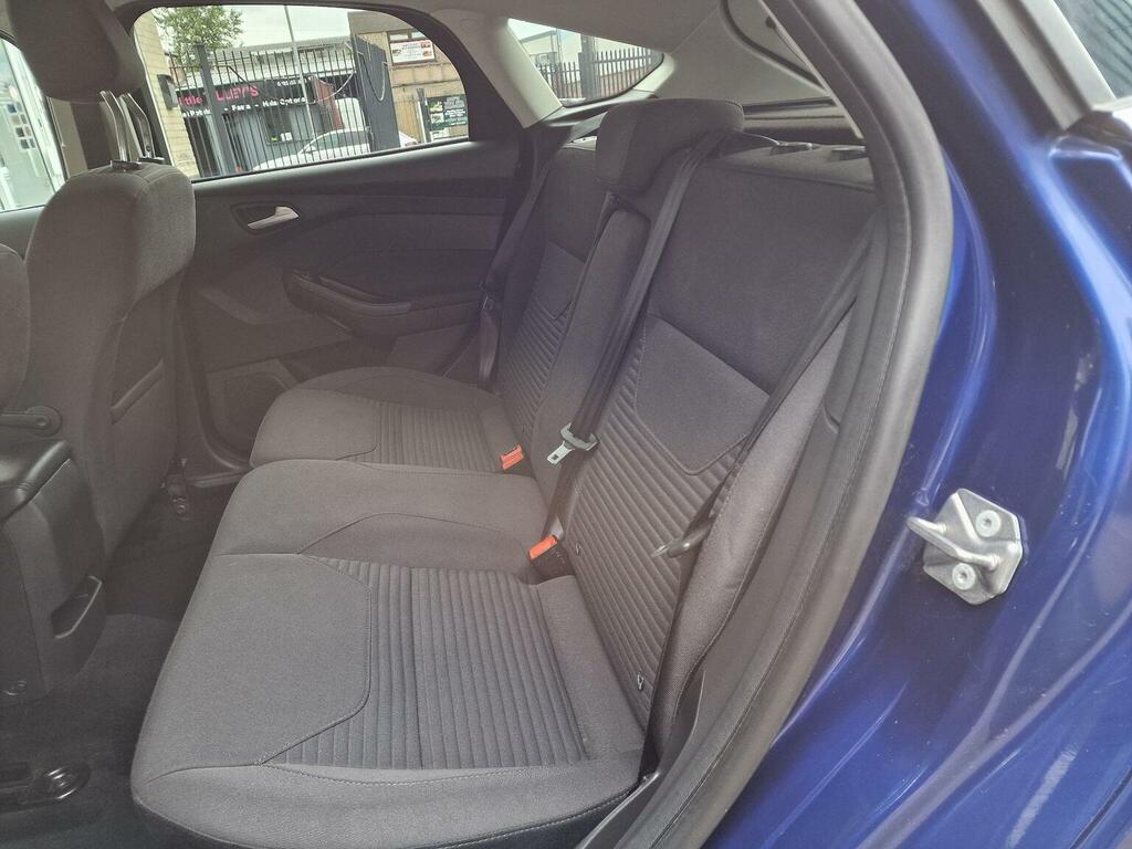 Ford Focus 1.0 Ecoboost 125 Zetec Edition Silver #23