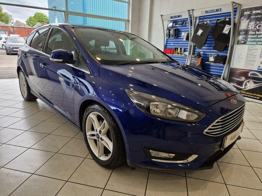 Ford Focus 1.0 Ecoboost 125 Zetec Edition Silver #1