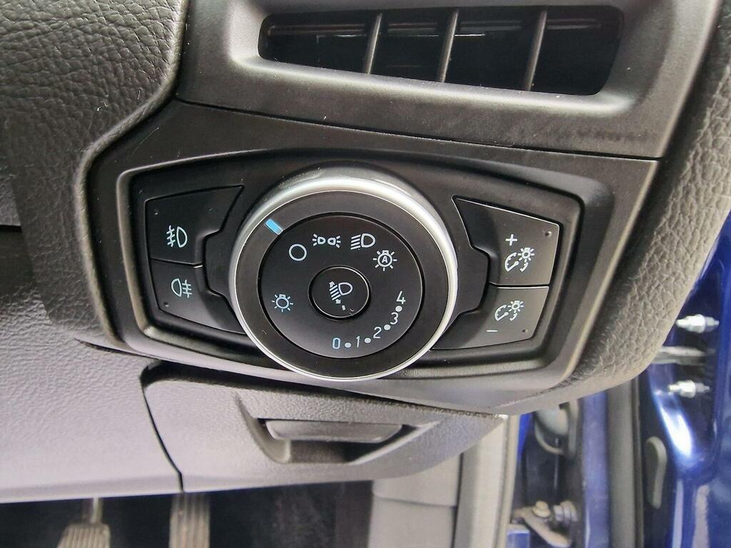 Ford Focus 1.0 Ecoboost 125 Zetec Edition Silver #29