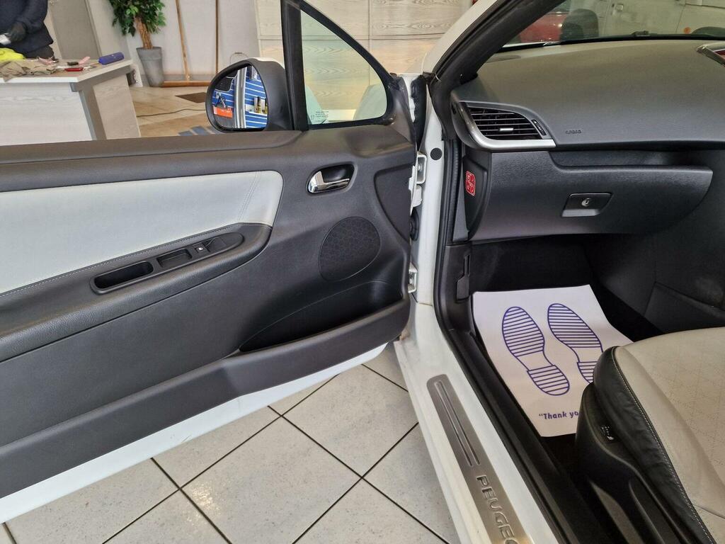 Peugeot 207 CC Convertible White #13