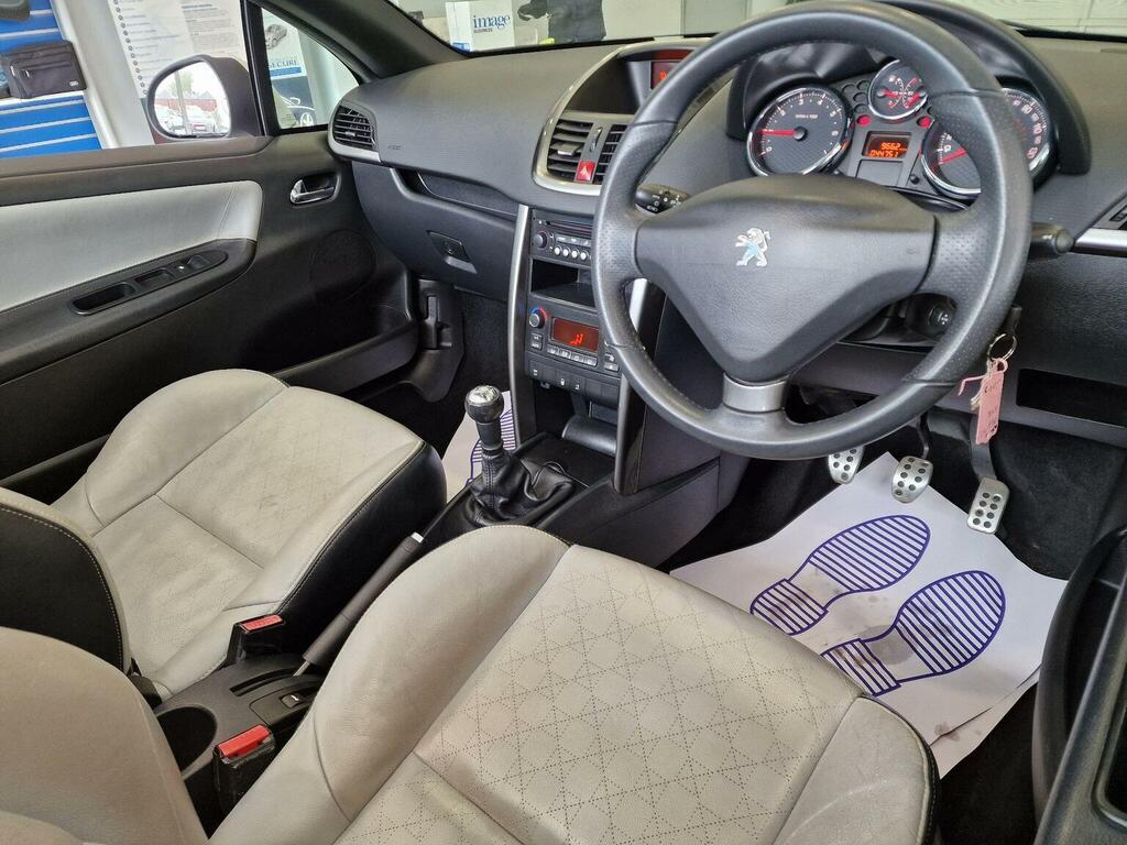 Peugeot 207 CC Convertible White #8