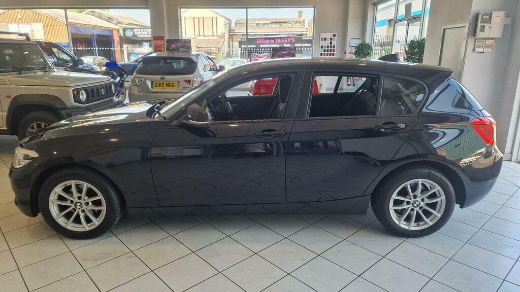 BMW 1 Series 1.5 116D Se Business Euro 6 Ss Black #5