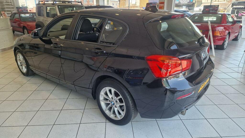 BMW 1 Series 1.5 116D Se Business Euro 6 Ss Black #4