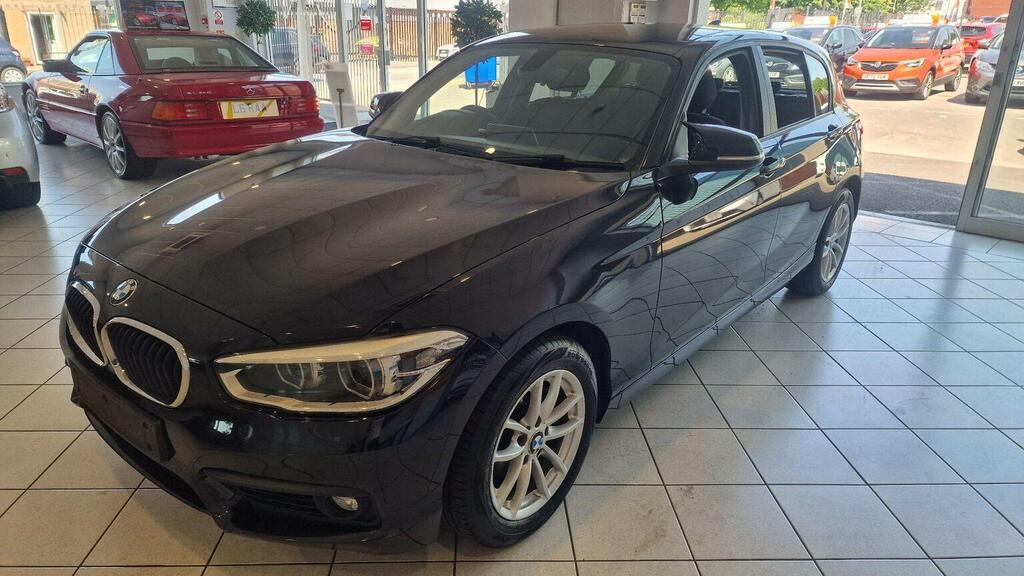 BMW 1 Series 1.5 116D Se Business Euro 6 Ss Black #3
