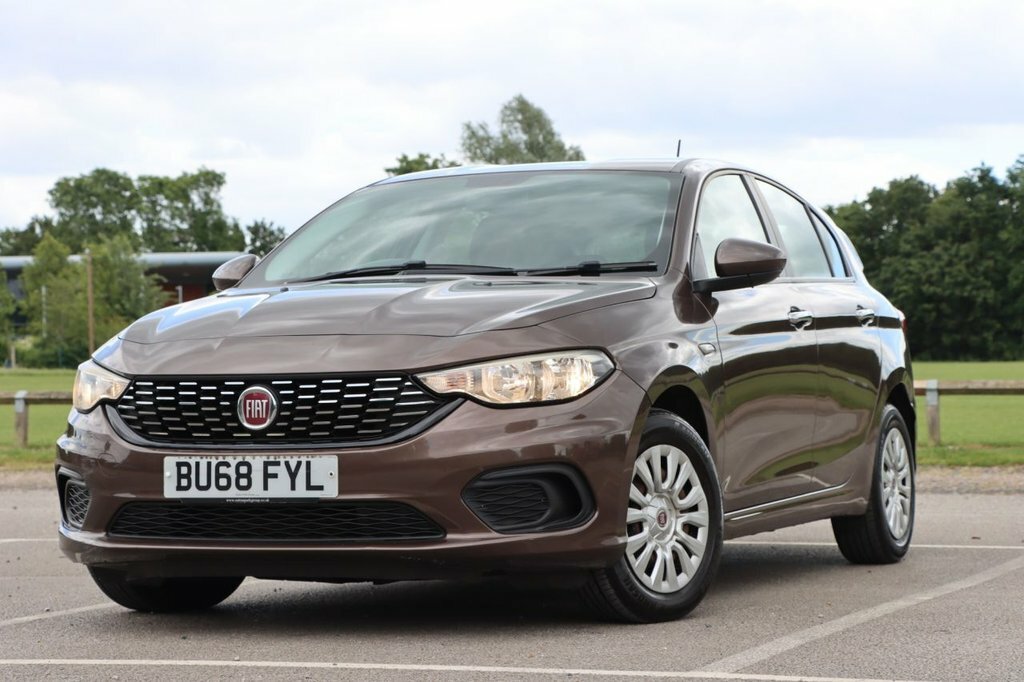 Fiat Tipo Easy White #9