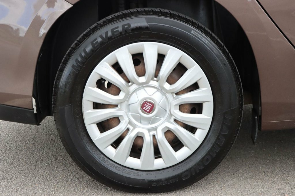 Fiat Tipo Easy White #32