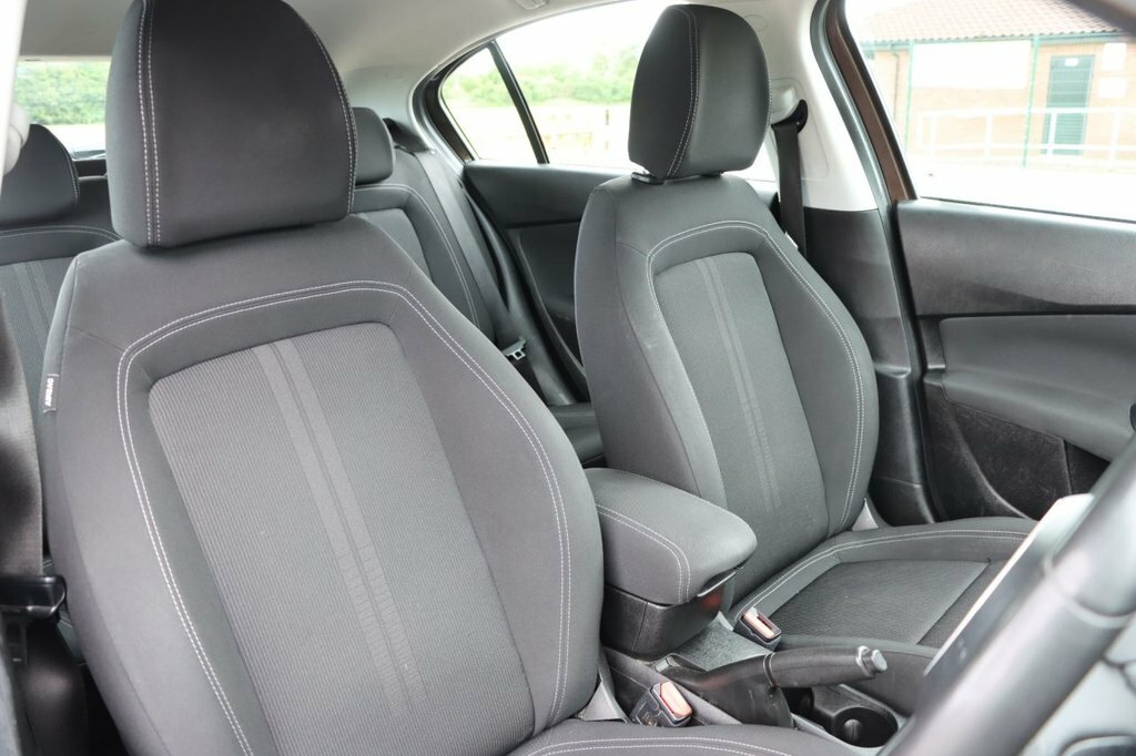 Fiat Tipo Easy White #22