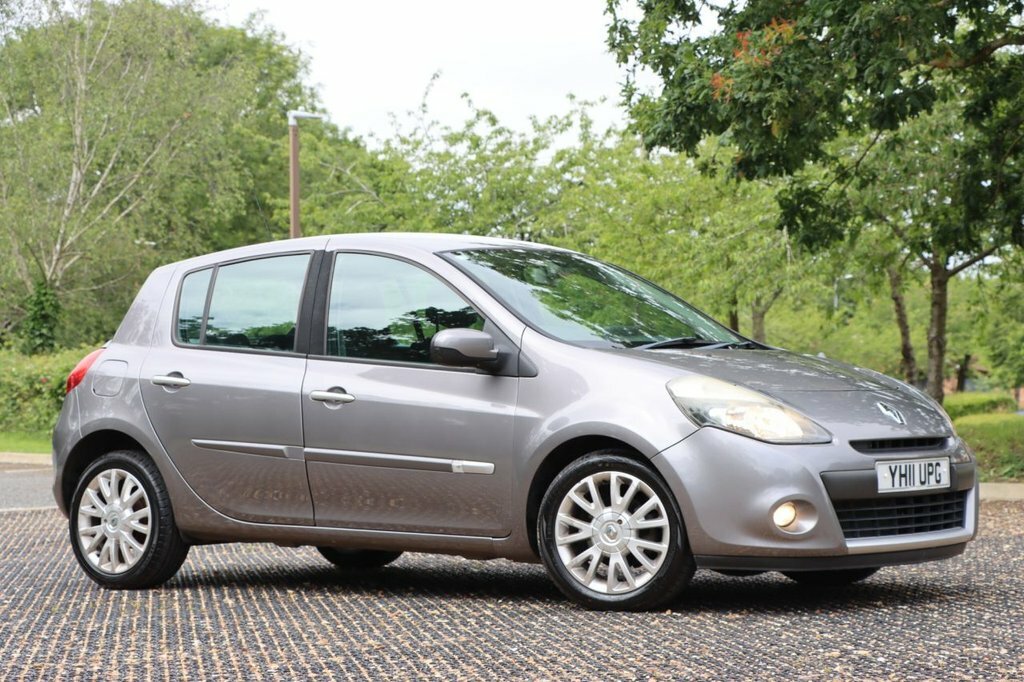 Renault Clio Dynamique Tomtom Black #3