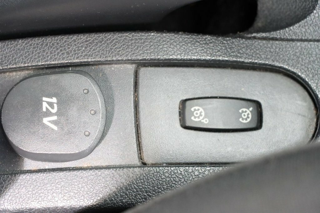Renault Clio Dynamique Tomtom Black #30