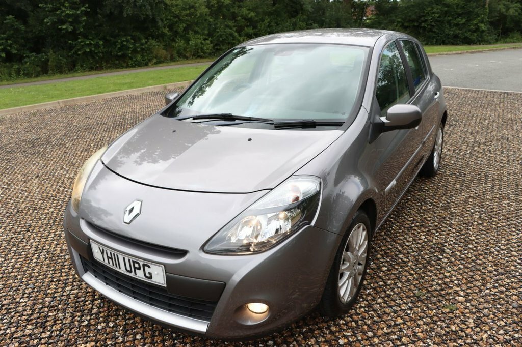 Renault Clio Dynamique Tomtom Black #18